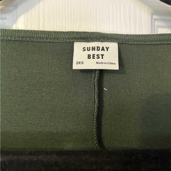 NEW Green Aritzia Dress (with tags) - Picture 3 of 3